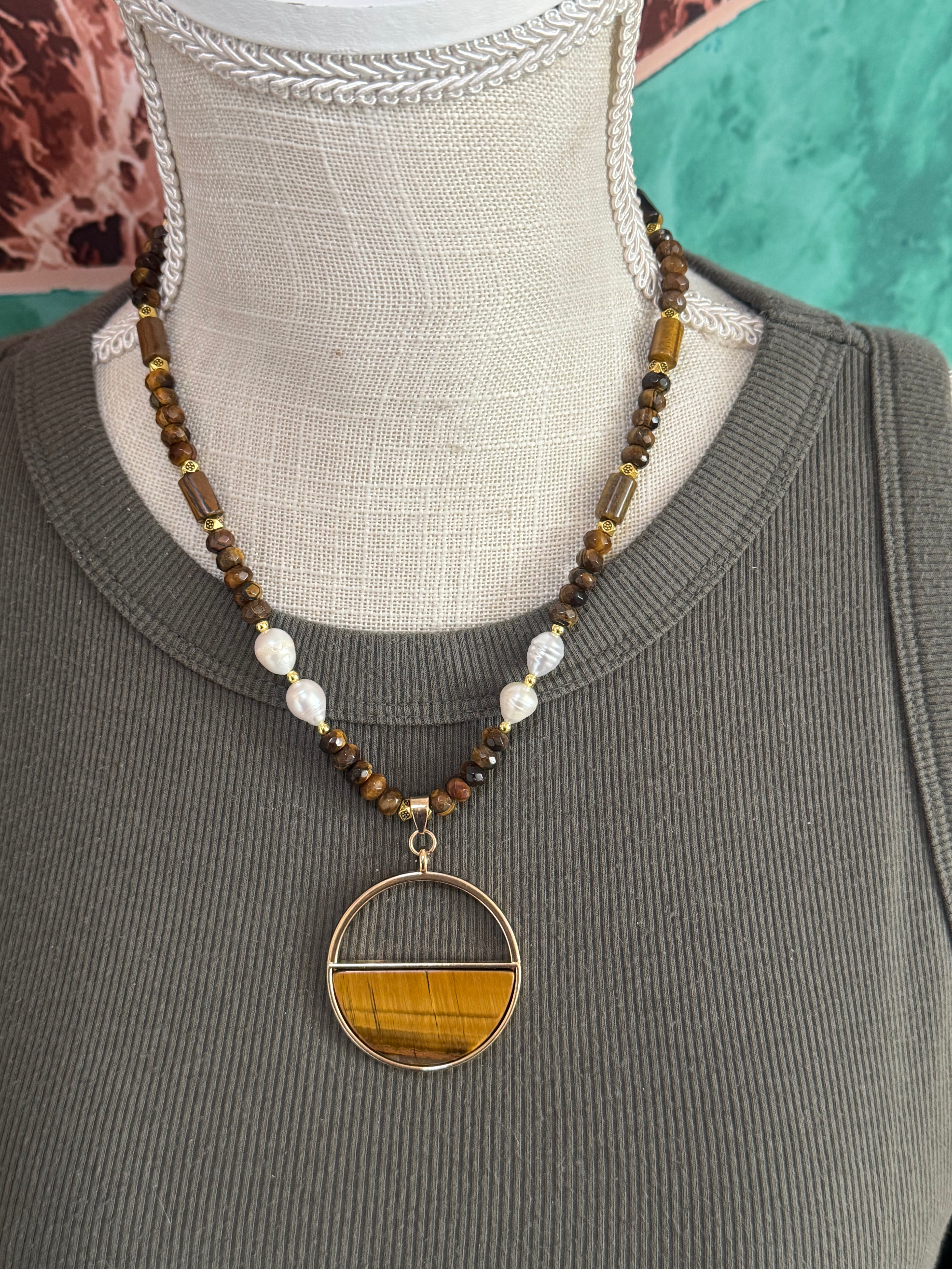 Tiger eye and Pearl Necklace 18”